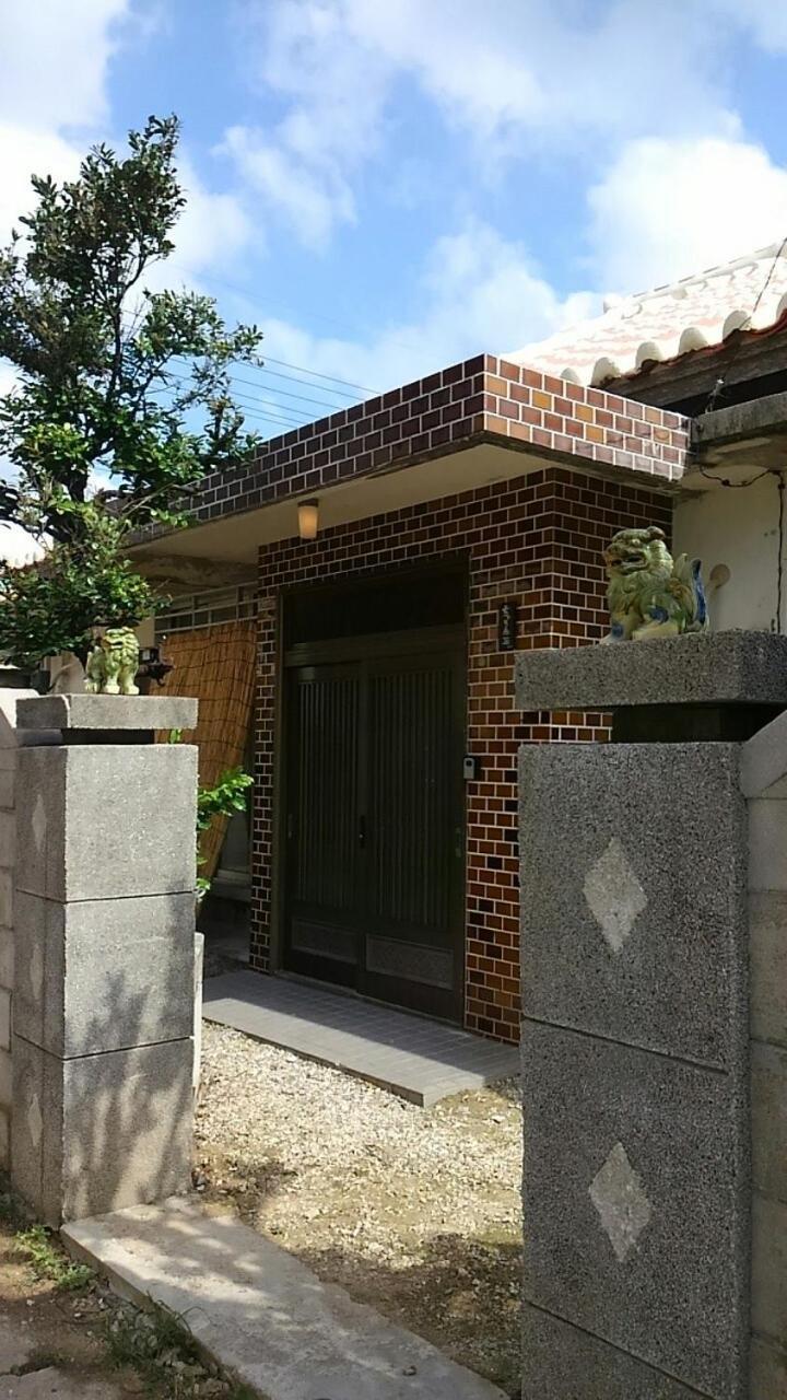 石垣島 一棟貸切りのお宿 ちゅら赤瓦 Ishigaki  Esterno foto